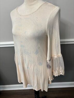 Back In The Saddle Women's Cream Lace Bell-Sleeve Top